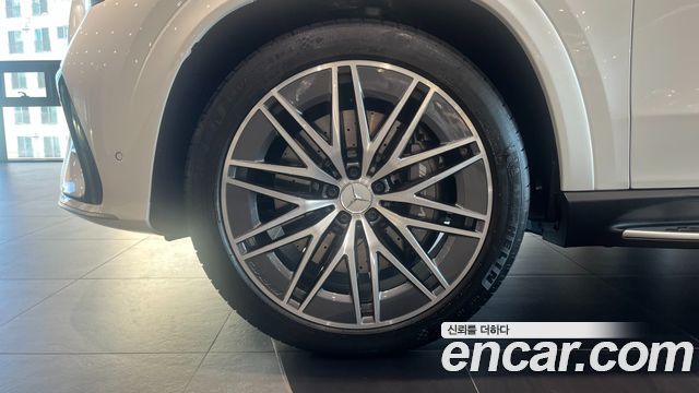 Mercedes-Benz GLE-Class W167 AMG GLE53 4MATIC+ - фото 4
