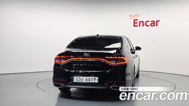 Hyundai Grandeur IG, гибрид Exclusive Special - фото 3