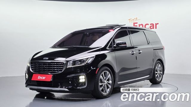 Kia Carnival Новый 7-Seater Limousine VIP - фото 0
