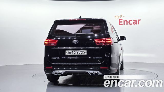 Kia Carnival Новый 7-Seater Limousine VIP - фото 3