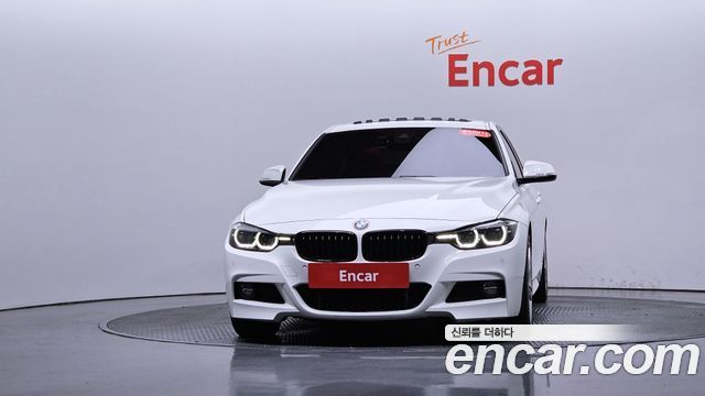 BMW 3-Series F30 330i M Sport Shadow - фото 2