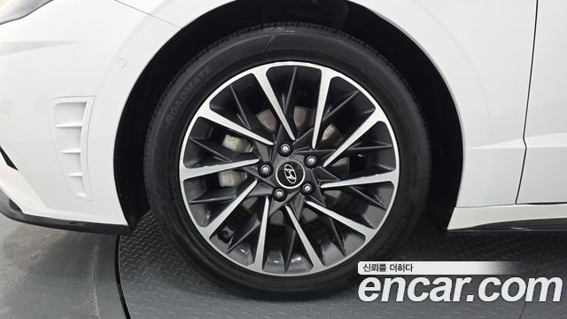 Hyundai Sonata DN8 1.6 Turbo Premium Family - фото 4