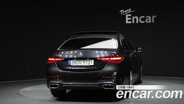 Mercedes-Benz C-Class W206 C300 AMG Line - фото 3