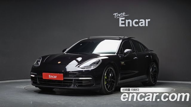Porsche Panamera 2.9 AWD E-Hybrid - фото 0