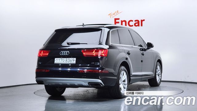 Audi Q7 45 TFSI Quattro - фото 1