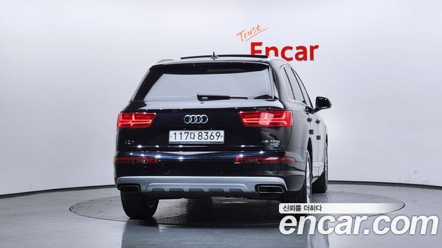 Audi Q7 45 TFSI Quattro - фото 3