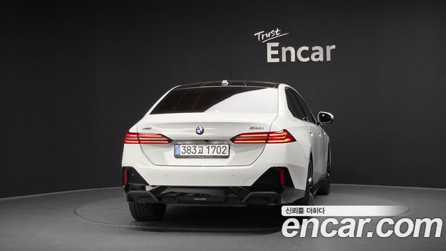 BMW 5-Series G60 530i xDrive M Sport - фото 2