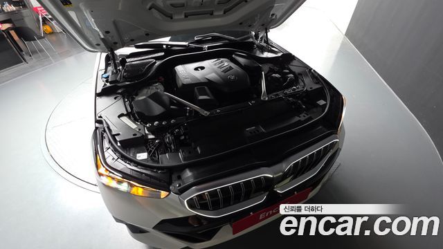 BMW 5-Series G60 530i xDrive M Sport - фото 4