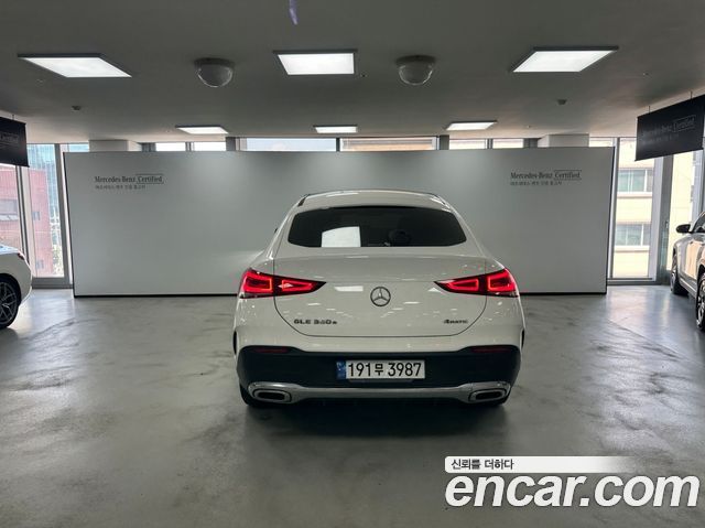 Mercedes-Benz GLE-Class W167 GLE350e 4MATIC Coupe - фото 3