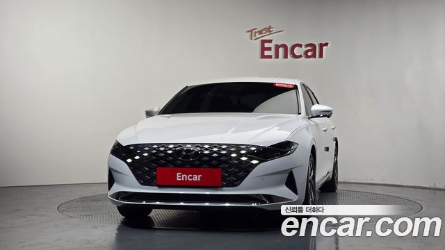 Hyundai Grandeur Новый IG, гибрид Exclusive - фото 1