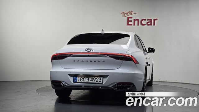 Hyundai Grandeur Новый IG, гибрид Exclusive - фото 2
