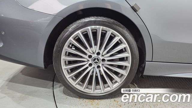 Mercedes-Benz C-Class W206 C300 AMG Line - фото 4