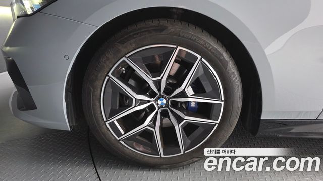 BMW 5-Series G60 523d M Sport - фото 4