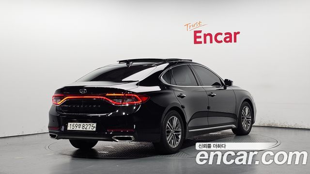 Hyundai Grandeur IG 3.0 LPi Modern Basic (Rental Car) - фото 1
