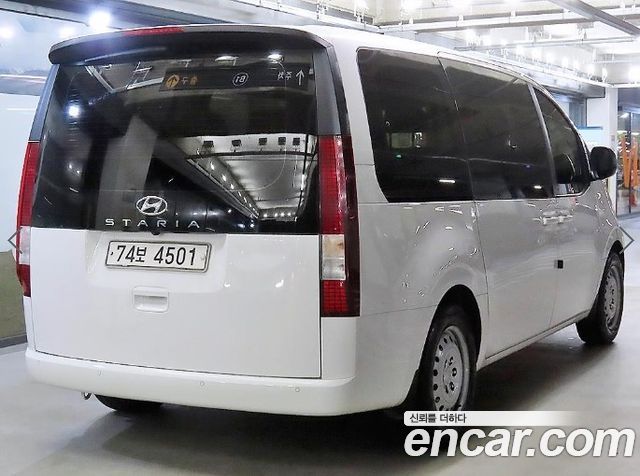 Hyundai Staria Tourer 11-Seater Smart - фото 3
