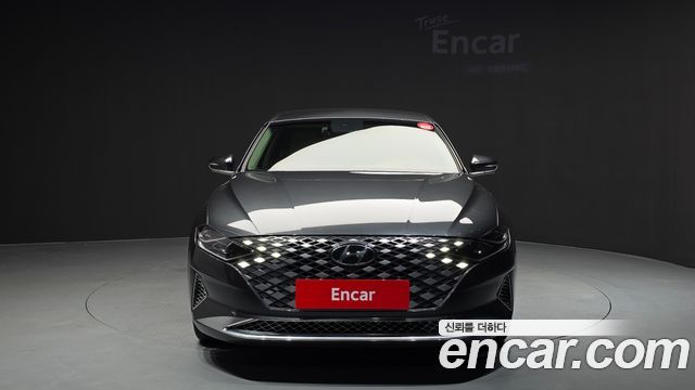 Hyundai Grandeur Новый IG, гибрид Calligraphy - фото 2