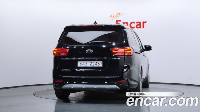 Kia Carnival Новый 9-Seater Noblesse Special - фото 3