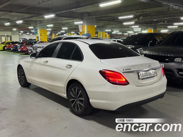 Mercedes-Benz C-Class W205 C200 - фото 4