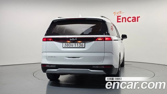 Kia Carnival 4-го поколения 9-Seater Prestige - фото 3