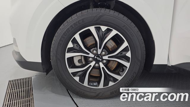 Kia Carnival 4-го поколения 9-Seater Prestige - фото 4