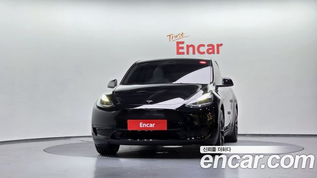 Tesla Model Y RWD - фото 2