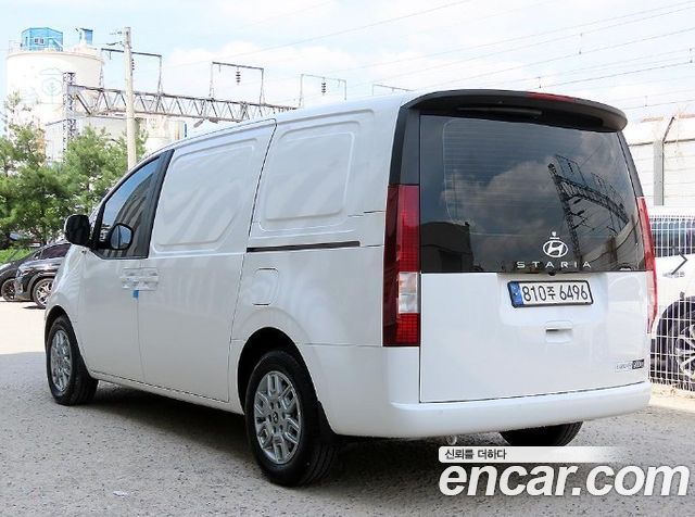 Hyundai Staria HEV 1.6 Cargo 3-Seater Modern - фото 2
