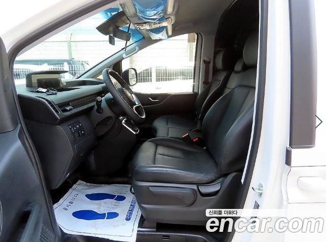 Hyundai Staria HEV 1.6 Cargo 3-Seater Modern - фото 4