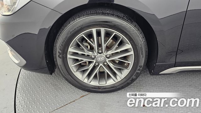 Hyundai Grandeur IG 3.0 LPi Modern (Rental Car) - фото 4
