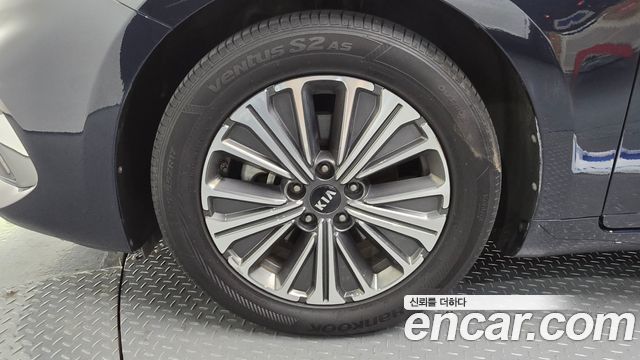 Kia K7 Premier, гибрид Noblesse - фото 3