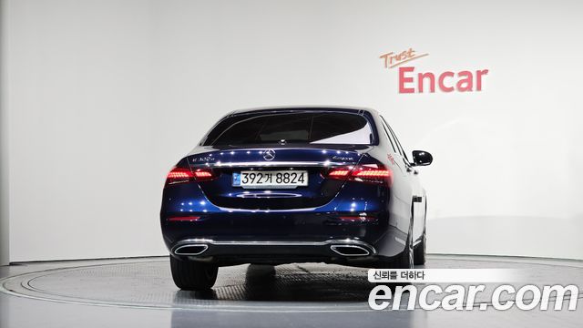 Mercedes-Benz E-Class W213 E300e 4MATIC Exclusive - фото 3