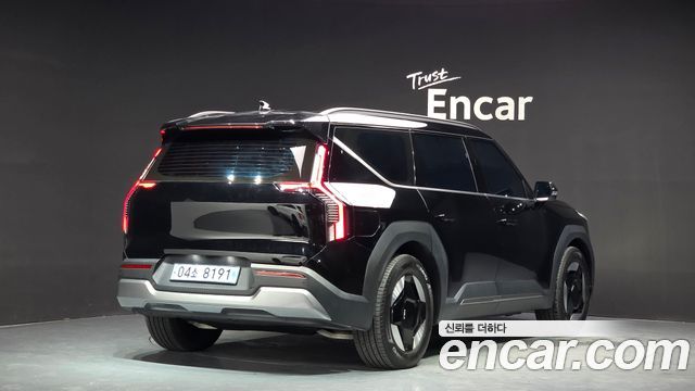 Kia EV9 Long Range 2WD Air - фото 1