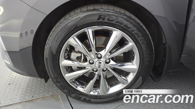 Kia Carnival Новый 9-Seater Noblesse Special - фото 4