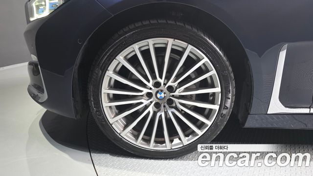BMW 7-Series G11 730Ld xDrive Design Pure Excellence - фото 4