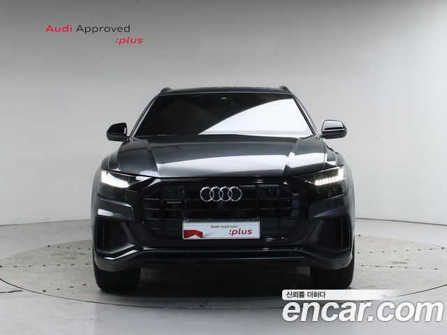 Audi Q8 55 TFSI Quattro Premium - фото 2