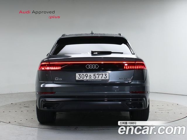 Audi Q8 55 TFSI Quattro Premium - фото 3