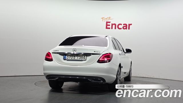 Mercedes-Benz C-Class W205 C220 d 4MATIC - фото 2