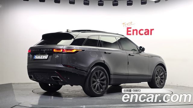Land Rover Range Rover Velar 3.0 D300 R-Dynamic SE - фото 1