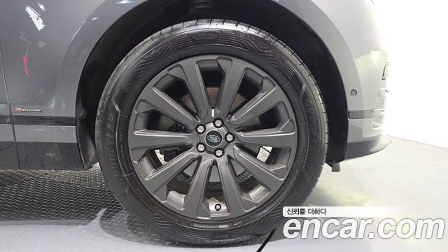 Land Rover Range Rover Velar 3.0 D300 R-Dynamic SE - фото 4