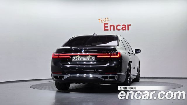 BMW 7-Series G11 M760Li xDrive V12 Excellence - фото 3