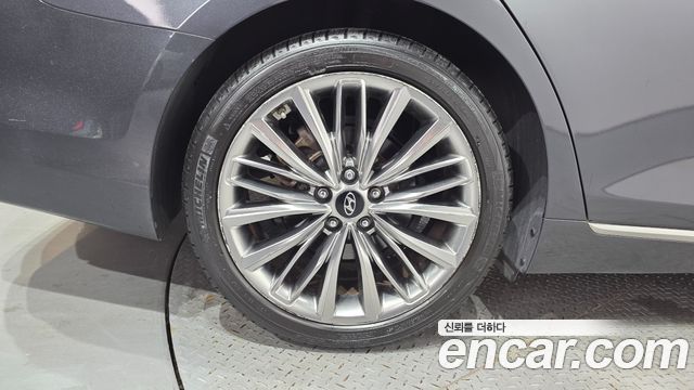 Hyundai Grandeur IG 3.0 Exclusive Special - фото 4