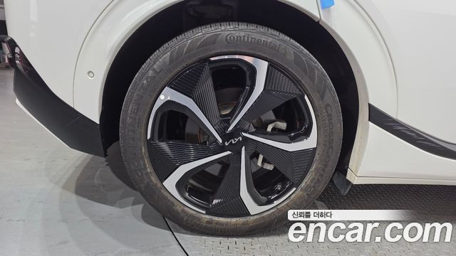 Kia EV6 Long Range 4WD GT Line - фото 4
