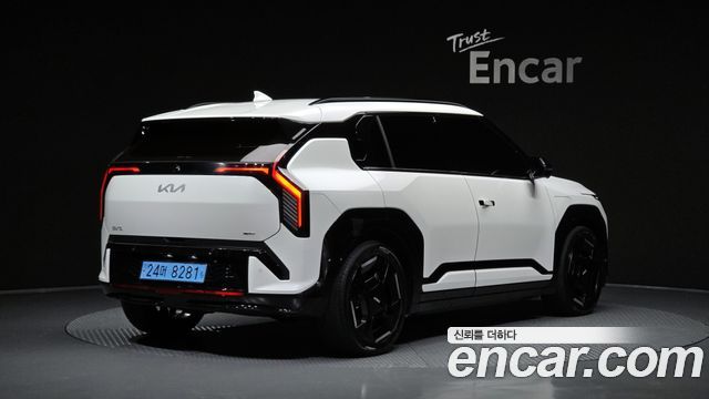 Kia EV3 Long Range 2WD GT Line - фото 1