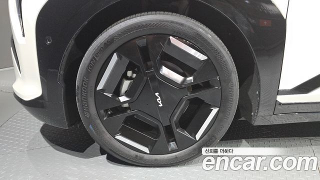 Kia EV3 Long Range 2WD GT Line - фото 4