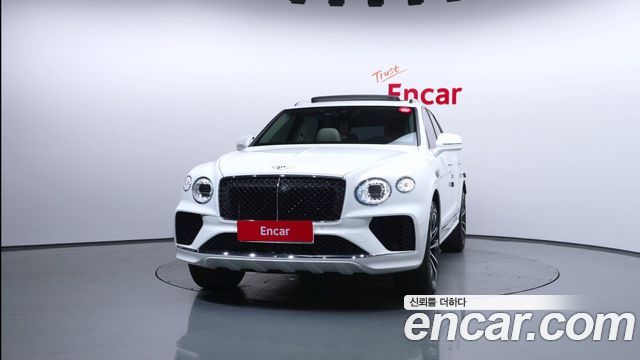 Bentley Bentayga 4.0 V8 Base - фото 2