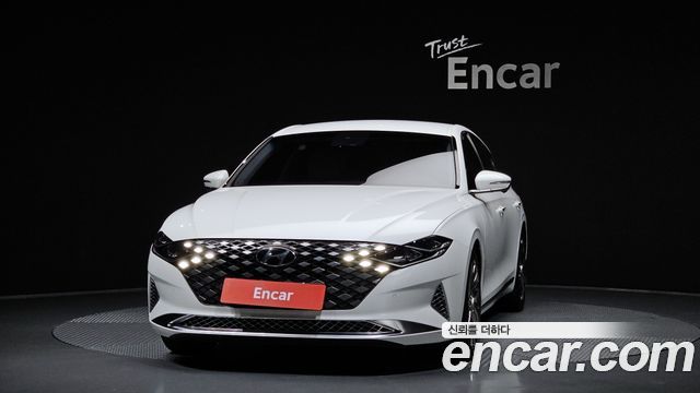 Hyundai Grandeur Новый IG 2.5 Calligraphy - фото 2