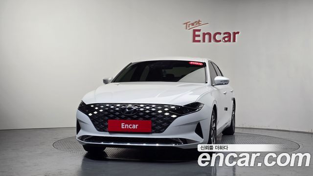 Hyundai Grandeur Новый IG, гибрид Premium Choice - фото 1