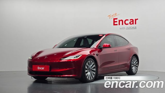 Tesla Model 3 Long Range AWD - фото 0