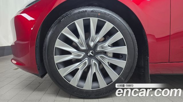 Tesla Model 3 Long Range AWD - фото 4