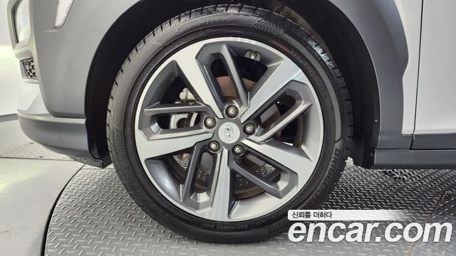 Hyundai Kona 1.6 Turbo 2WD Premium - фото 4