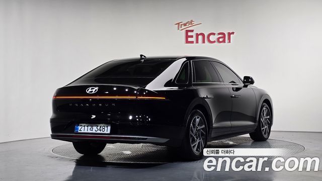 Hyundai Grandeur GN7 2,5 Gasoline 2WD Exclusive - фото 0